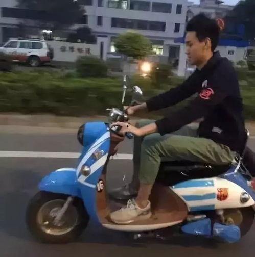 奇葩室友吃瓜,一场宿舍生活的“笑果”盛宴