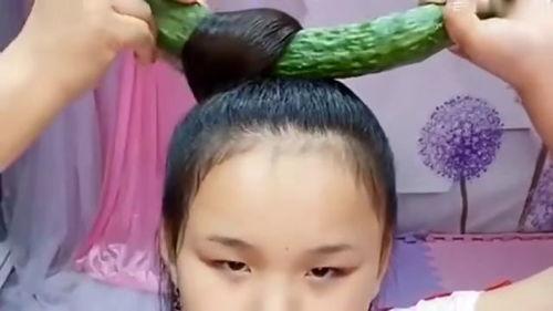 吃瓜洗头发,揭秘日常生活中的趣味瞬间