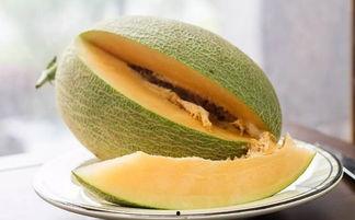 吃哈密瓜会导致喉咙疼吗,食用需谨慎